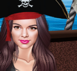 Кендал и Кайли Дженнер: Пиратская Мода